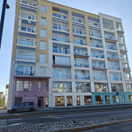 Lejlighed 30 M2 1-bedroom App, 5 Floor, Close To The Airpor, Train Station And Myyrmanni Shopping Center *