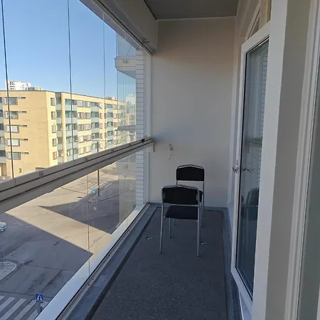 Lejlighed 30 M2 1-bedroom App, 5 Floor, Close To The Airpor, Train Station And Myyrmanni Shopping Center